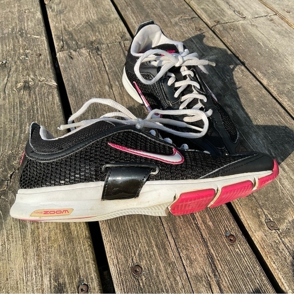 Nike Zoom Sneakers Black & Pink Size 5.5 Running Shoes - Picture 2 of 7